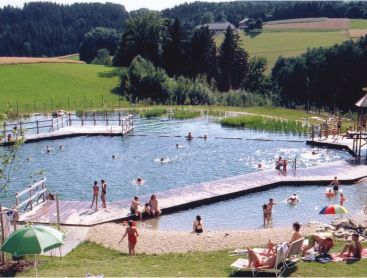 baignade ecologique en Autriche avec zone de baignade pour enfants