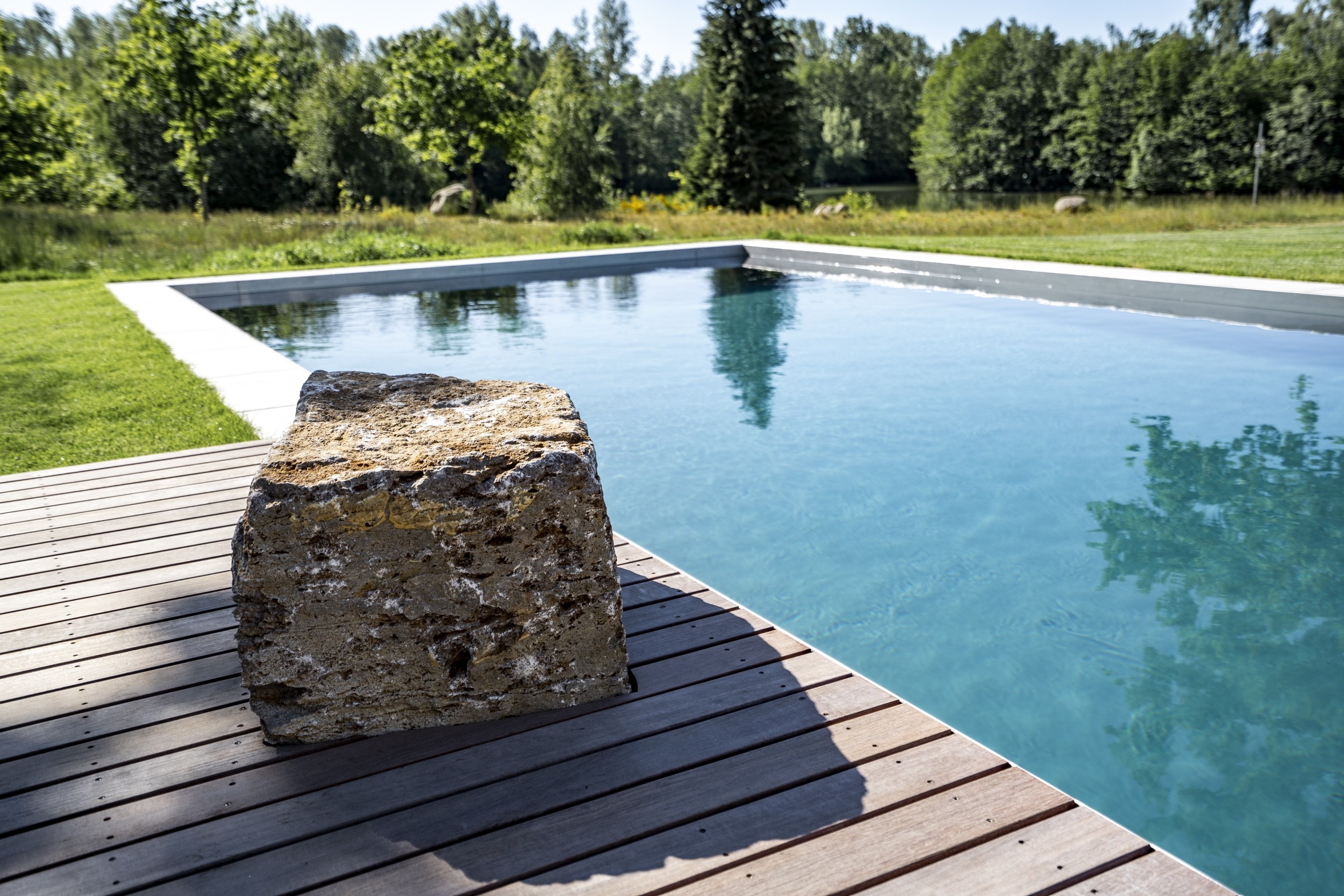Save water with the Biotop nature pool enjoy all year round
